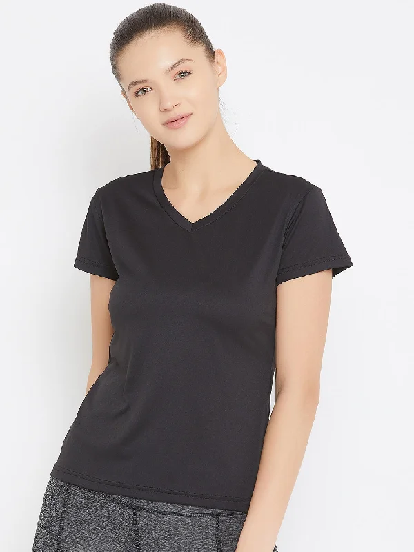 JUMP USA Women Black Active Wear V- Neck T-shirt