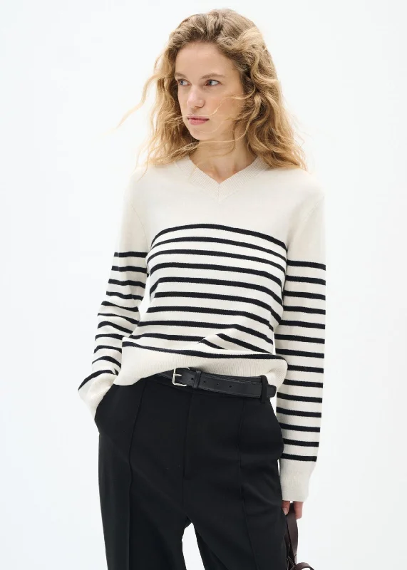 InWear - Wallis V-neck Striped Pullover