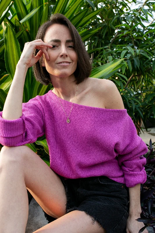 Sweater off the shoulder