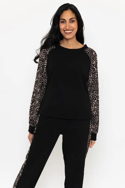 Leopard Print Contrast Sleeve Top